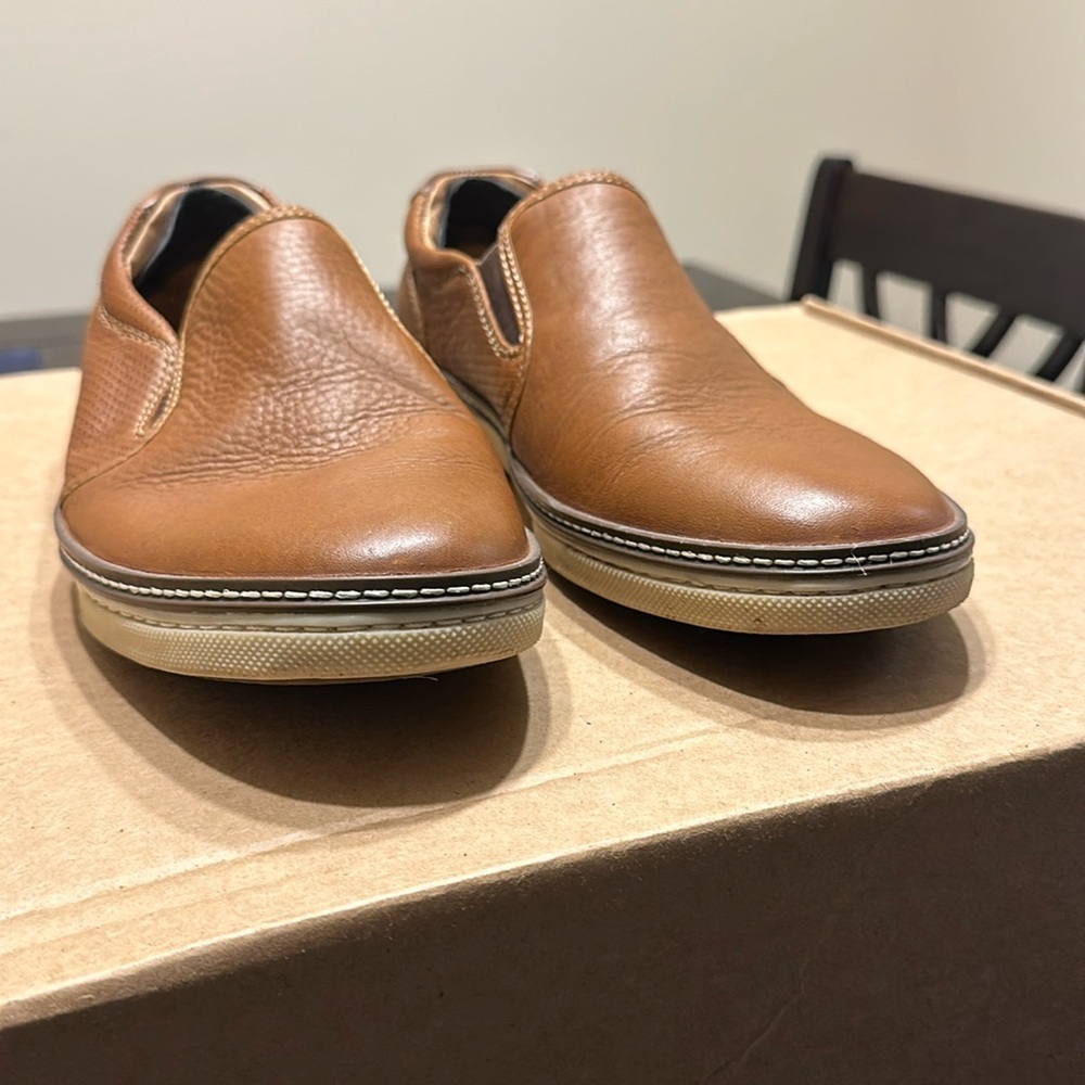 Johnston &  Murphy slip on dress shoes size 10.5
